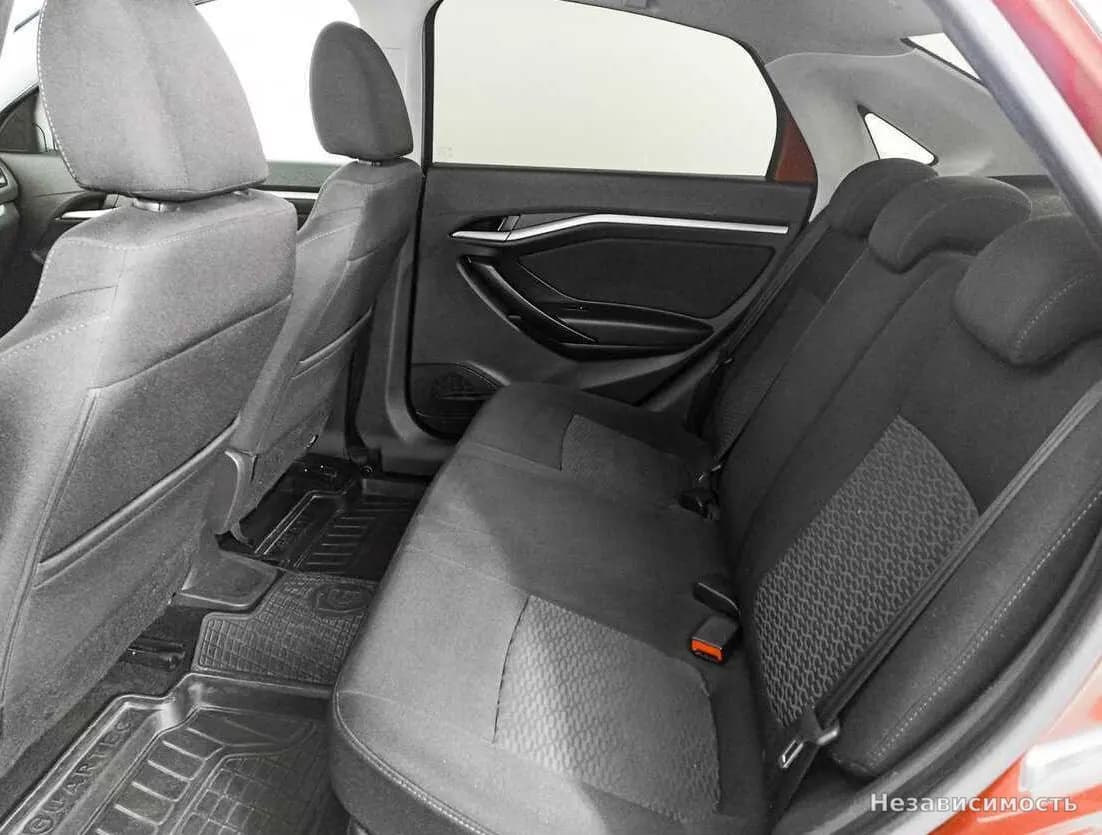 Lada Vesta 2017 с пробегом — фото 10