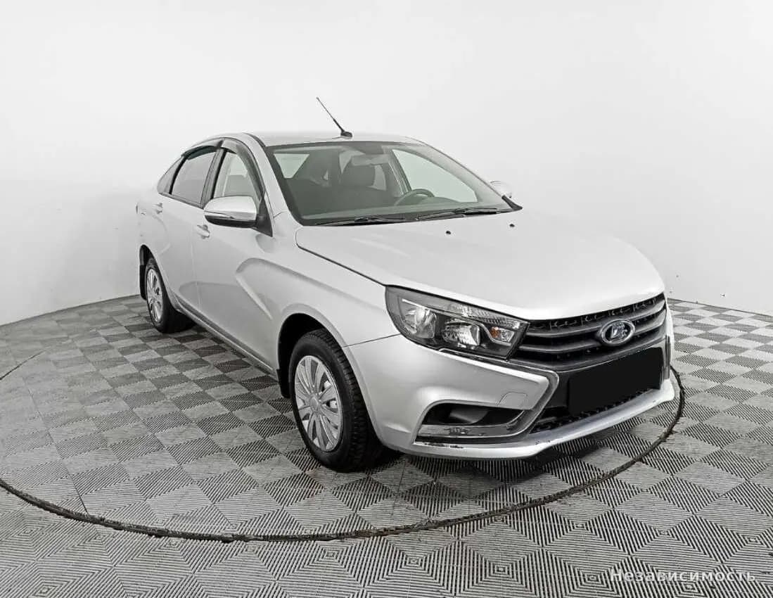 Lada Vesta 2017 с пробегом — фото 3