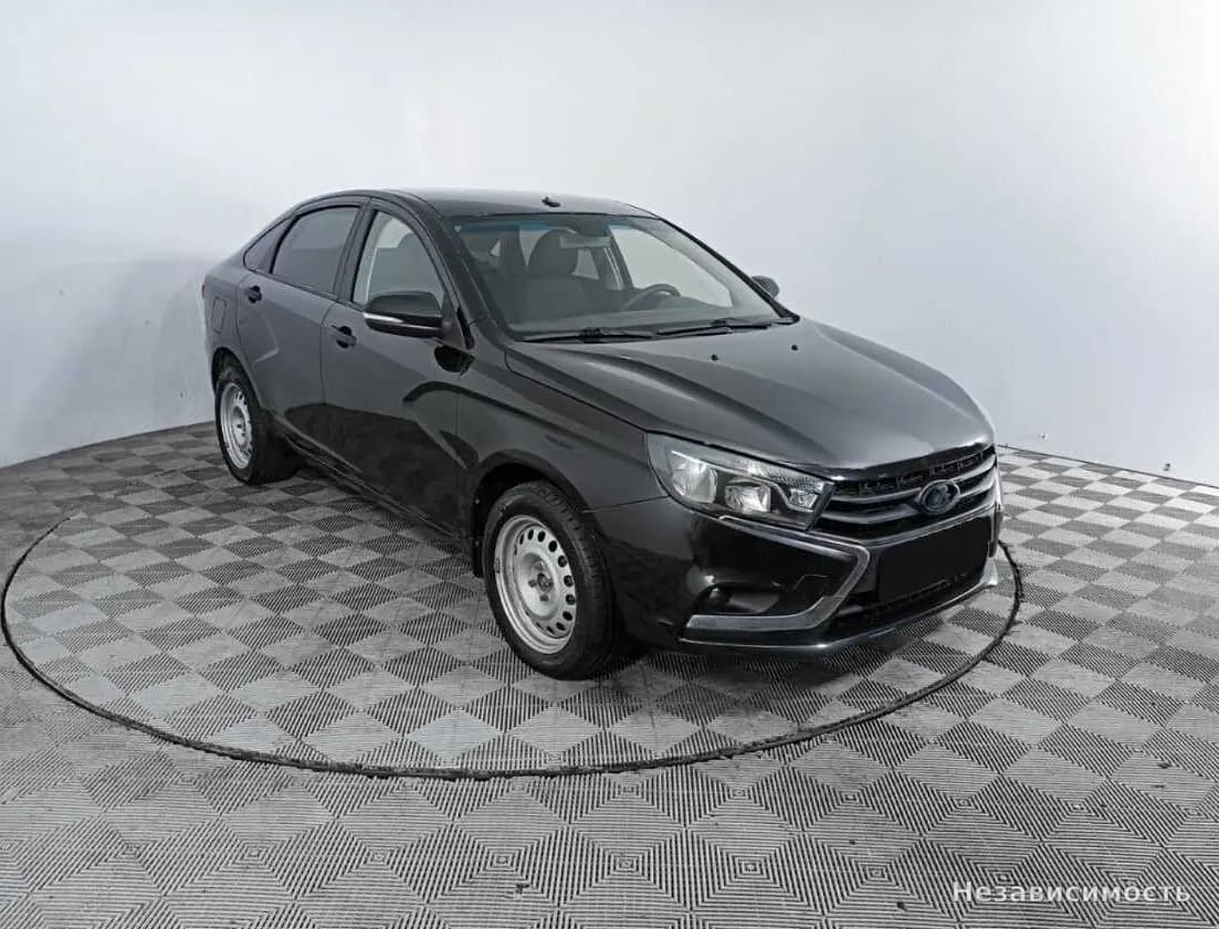 Lada Vesta 2017 с пробегом — фото 3