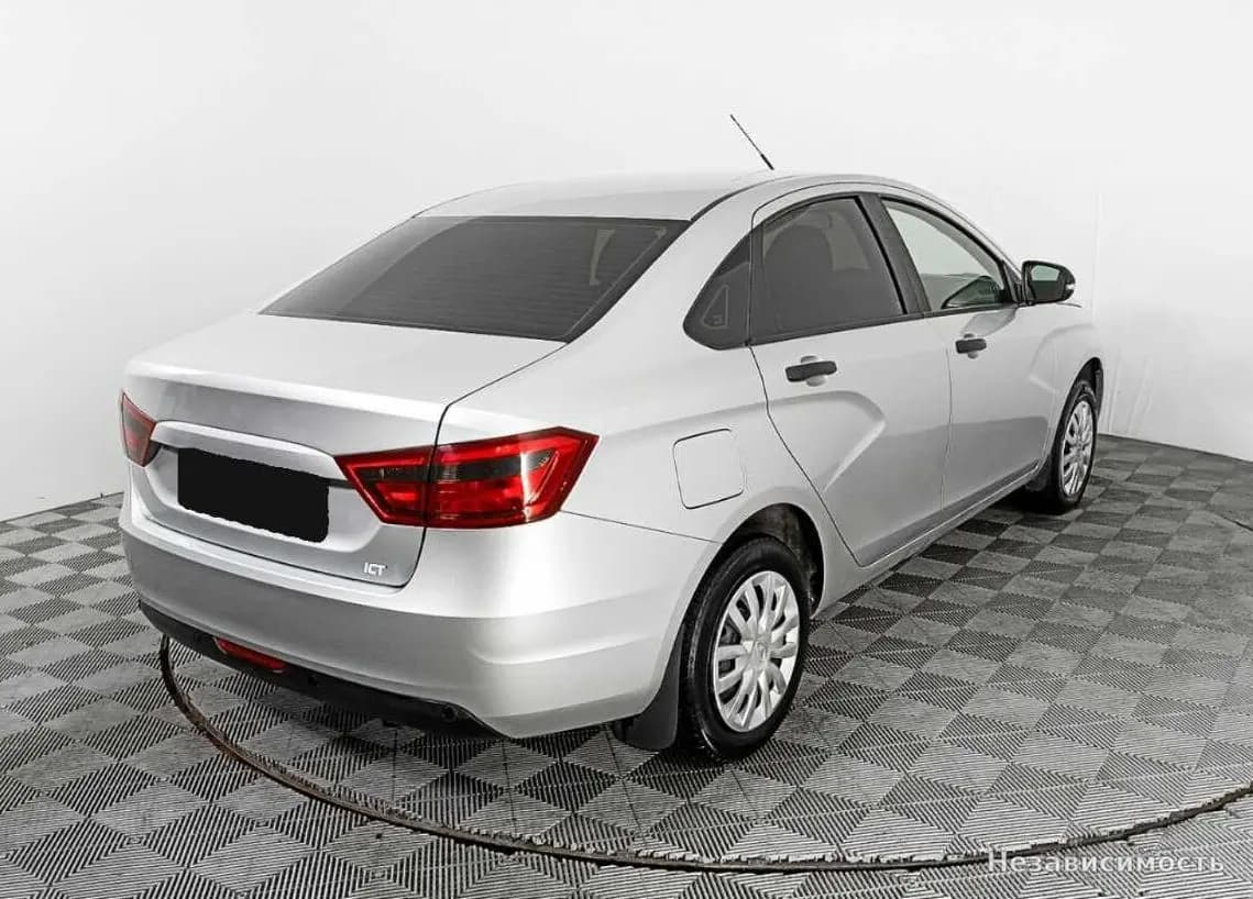 Lada Vesta 2018 с пробегом — фото 5