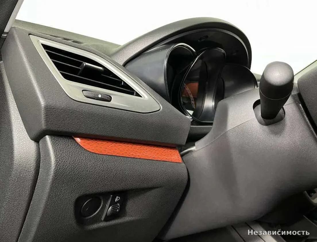 Lada Vesta 2019 с пробегом — фото 8