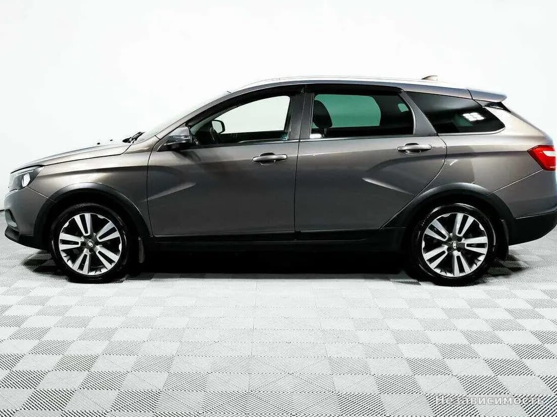 Lada Vesta 2019 с пробегом — фото 8