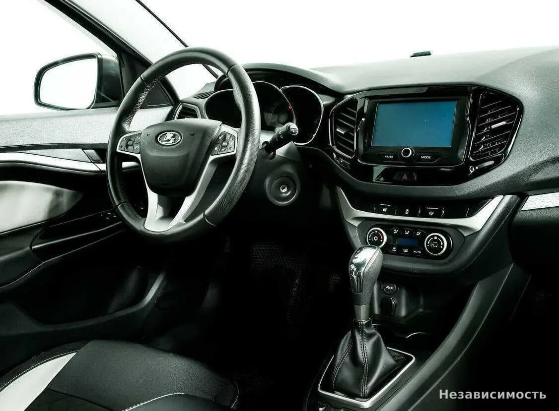 Lada Vesta 2019 с пробегом — фото 9