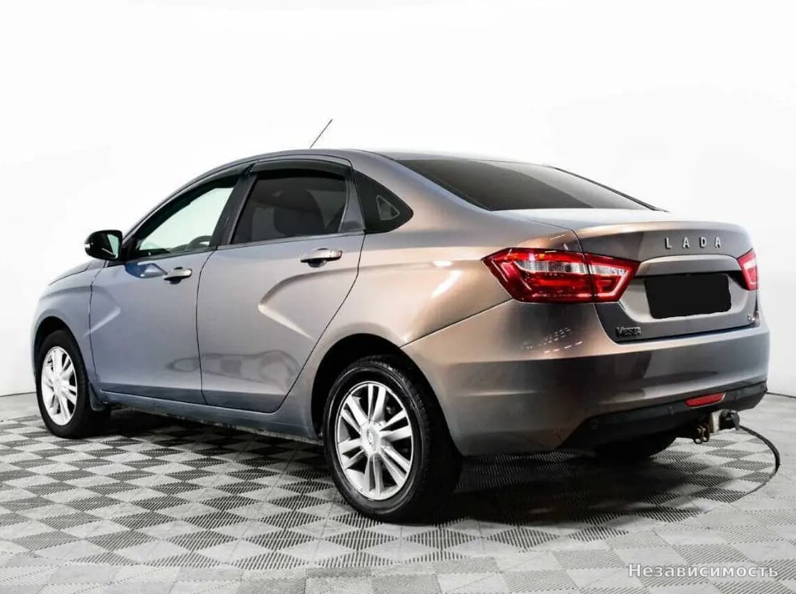 Lada Vesta 2019 с пробегом — фото 7
