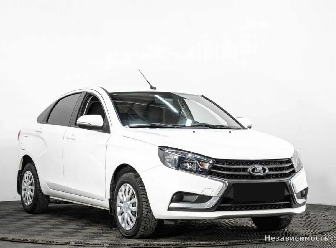 Lada Vesta 2017 с пробегом — фото 3