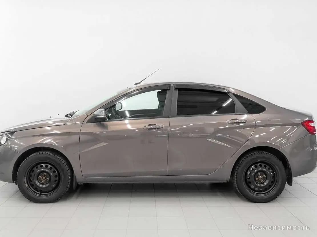 Lada Vesta 2017 с пробегом — фото 8