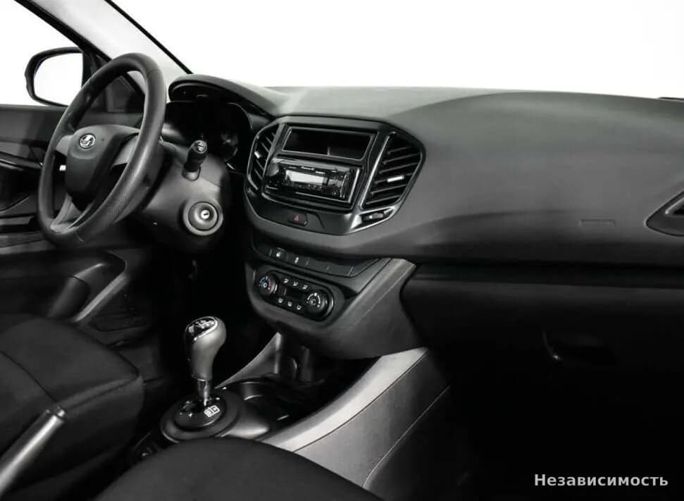 Lada Vesta 2016 с пробегом — фото 9