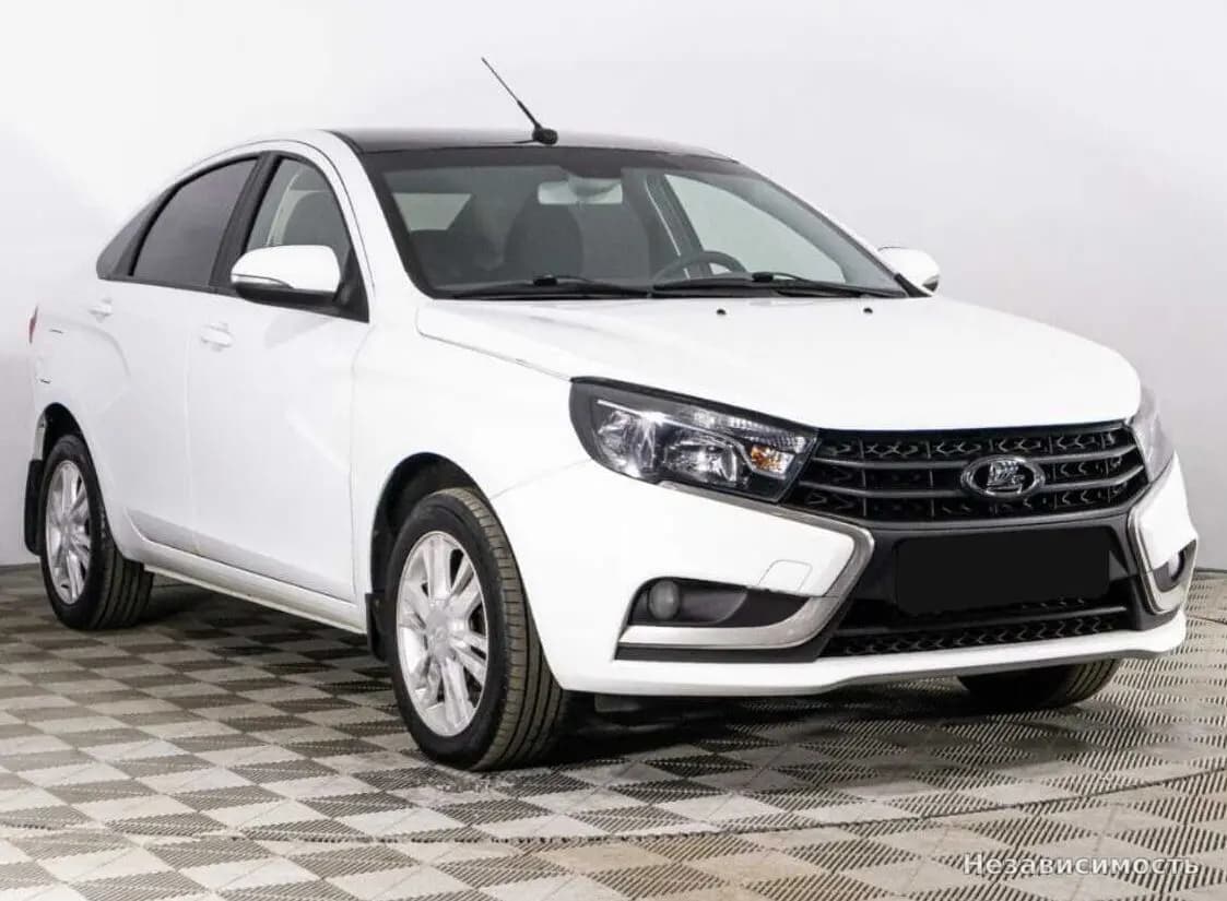 Lada Vesta 2017 с пробегом — фото 3