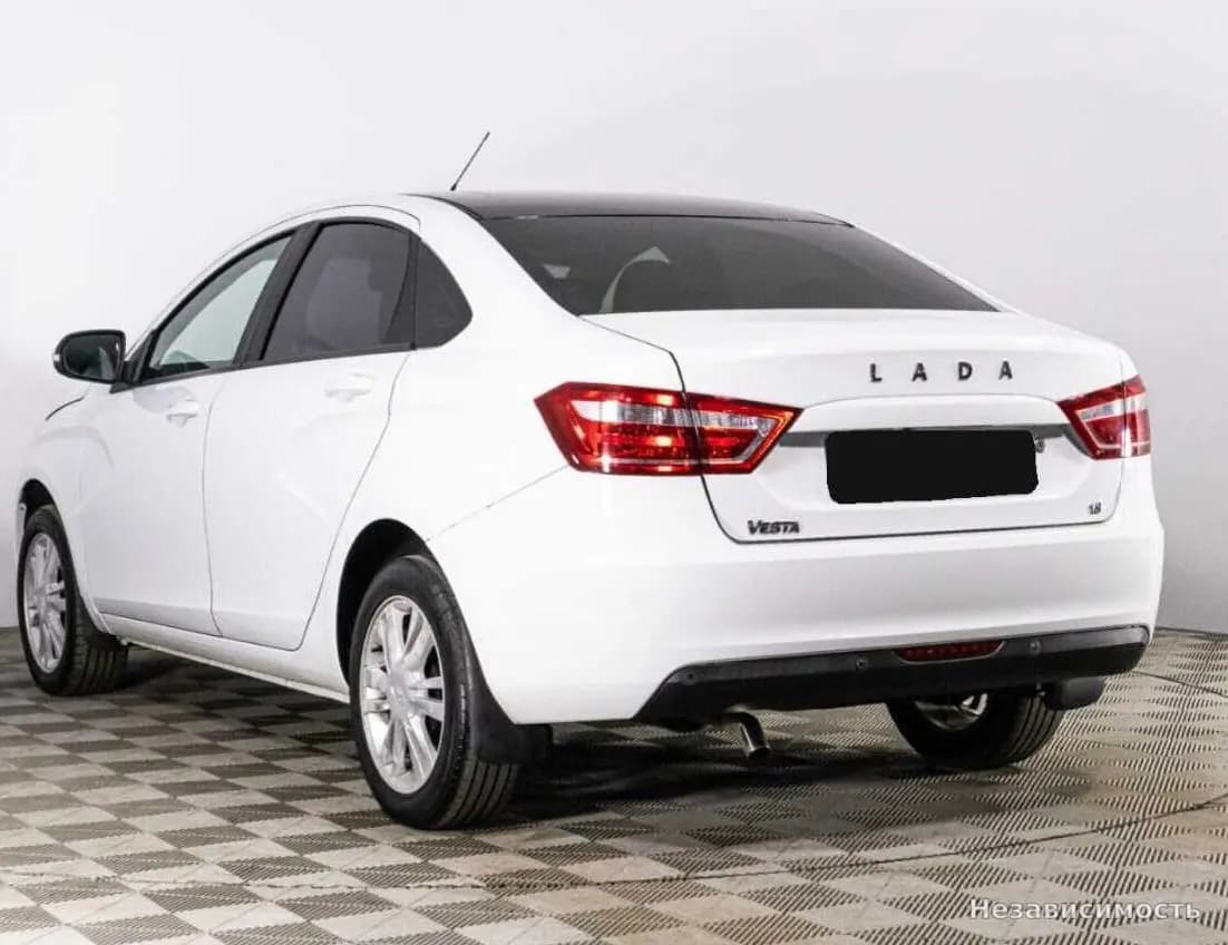 Lada Vesta 2017 с пробегом — фото 7