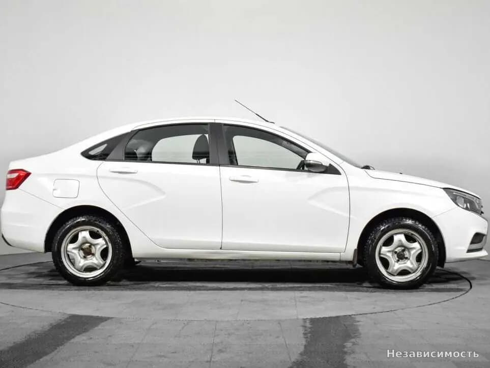 Lada Vesta 2016 с пробегом — фото 4
