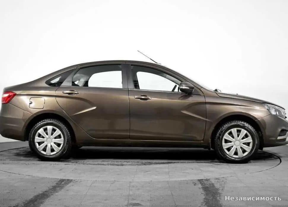 Lada Vesta 2017 с пробегом — фото 4