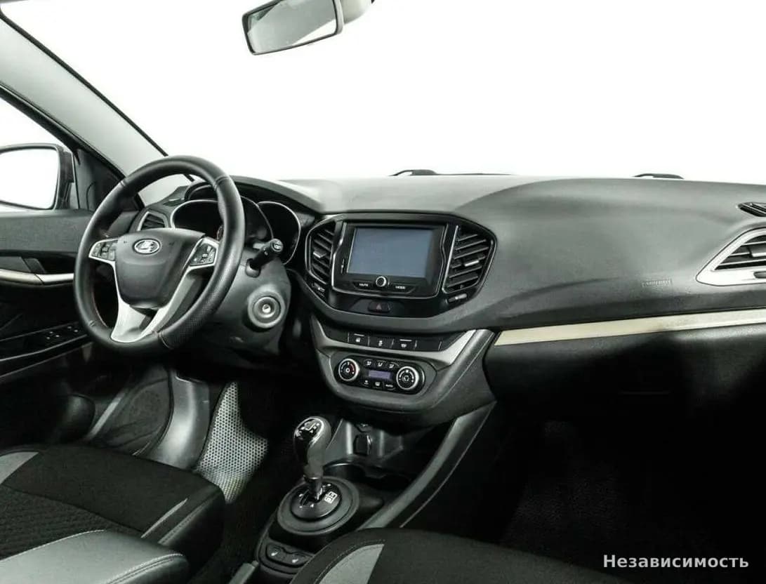 Lada Vesta 2019 с пробегом — фото 9