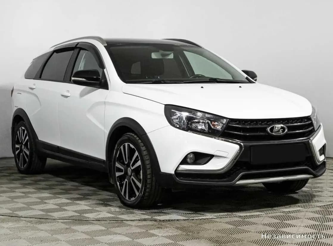 Lada Vesta 2018 с пробегом — фото 3