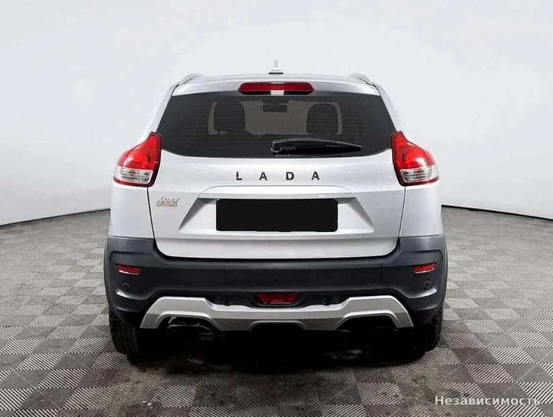 Lada Xray 2018 с пробегом — фото 5