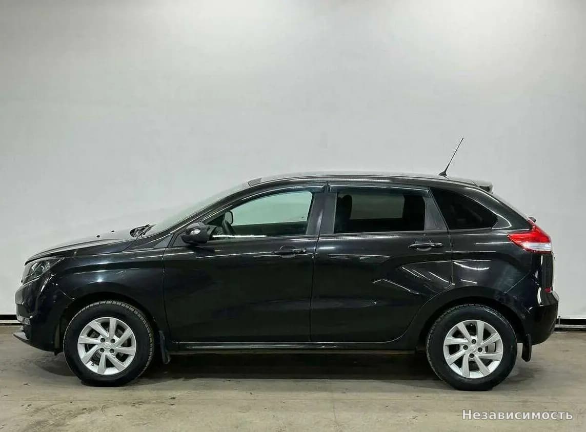 Lada Xray 2017 с пробегом — фото 8