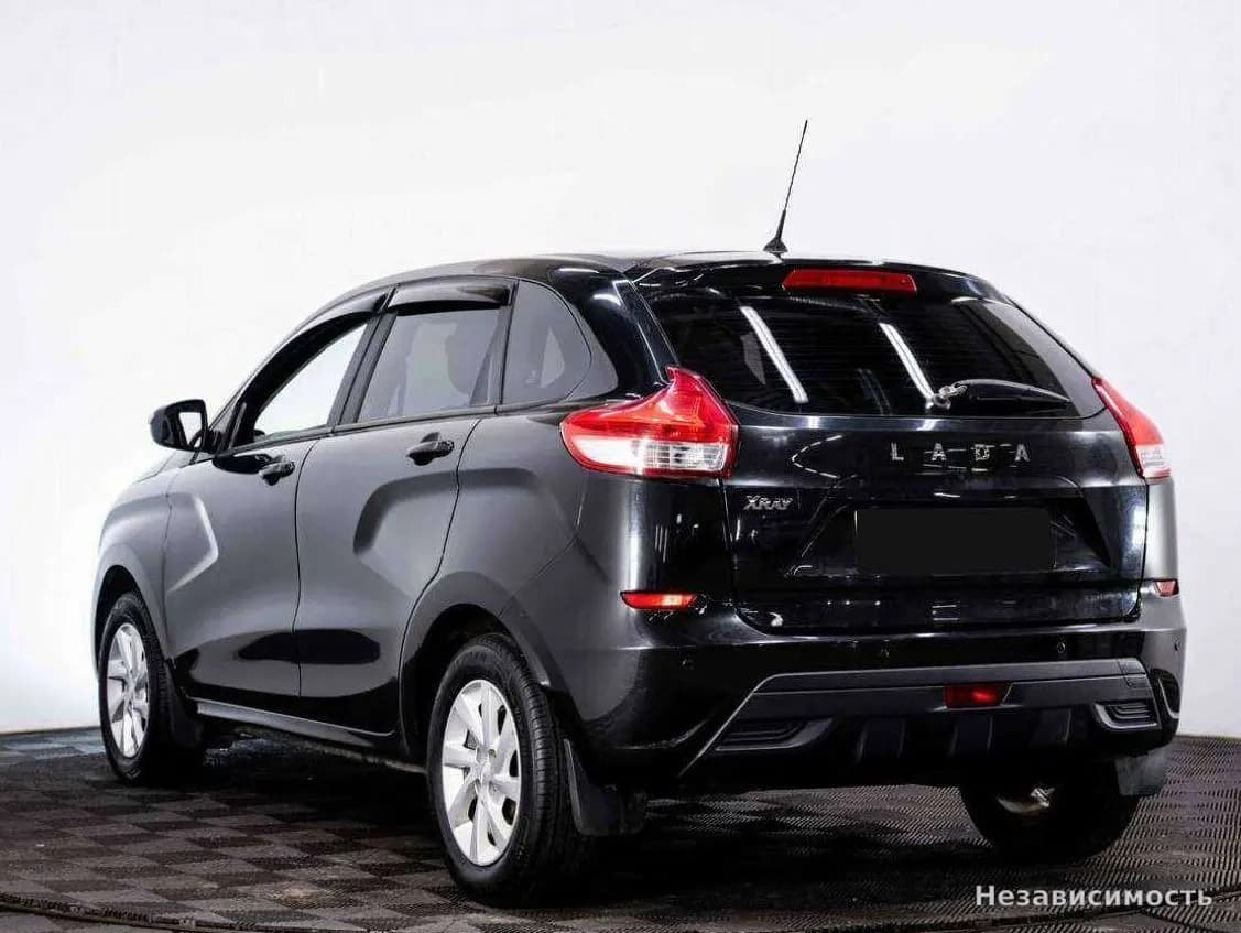 Lada Xray 2018 с пробегом — фото 4