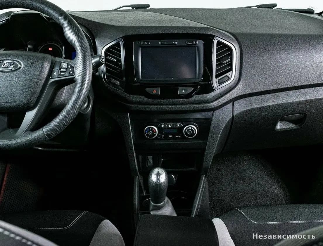 Lada Xray 2016 с пробегом — фото 9
