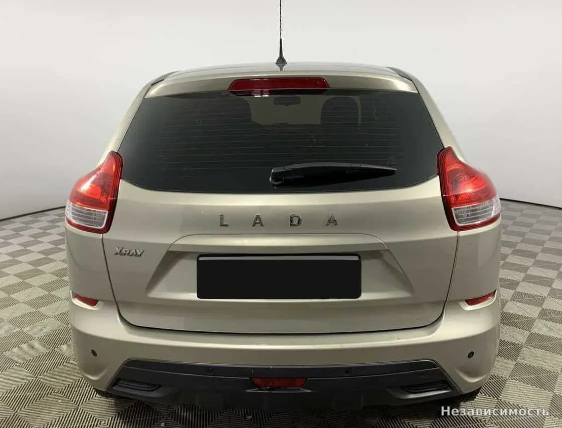 Lada Xray 2018 с пробегом — фото 6