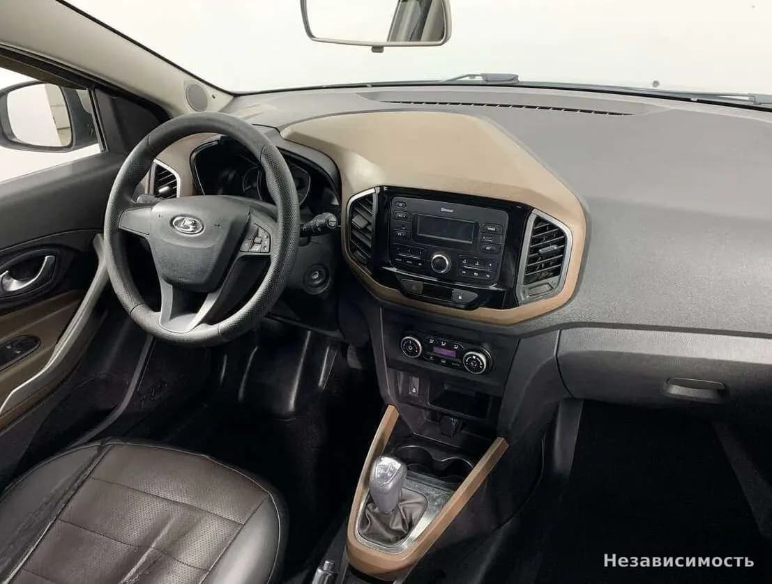 Lada Xray 2018 с пробегом — фото 9