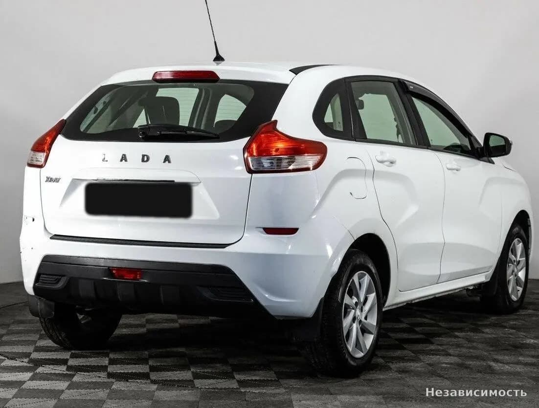 Lada Xray 2018 с пробегом — фото 4