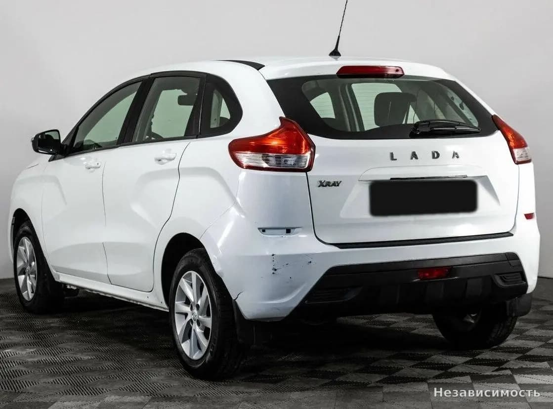 Lada Xray 2018 с пробегом — фото 6