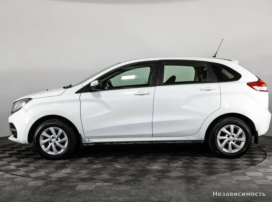 Lada Xray 2018 с пробегом — фото 7