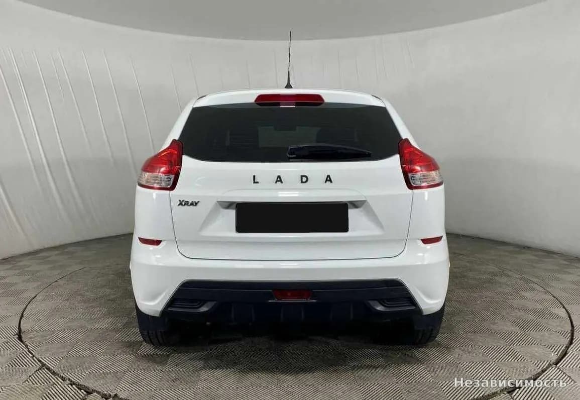 Lada Xray 2020 с пробегом — фото 6