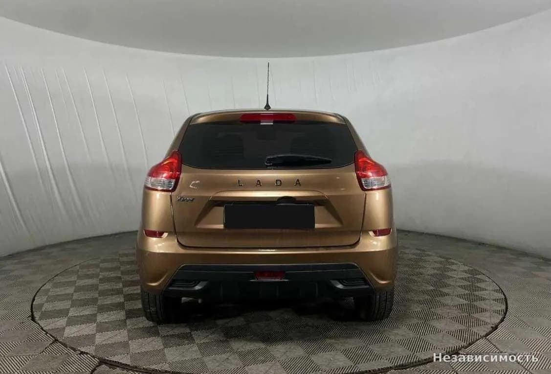 Lada Xray 2018 с пробегом — фото 6