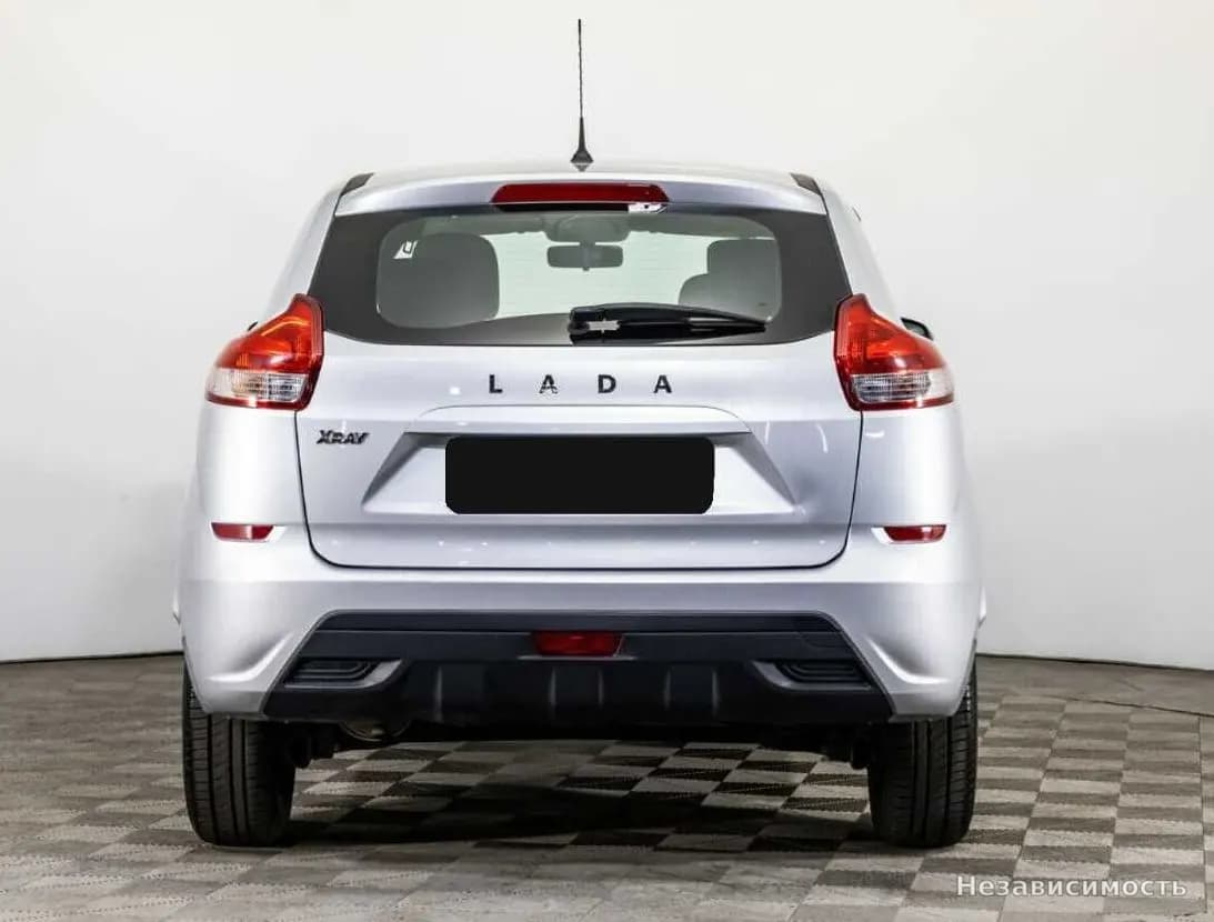 Lada Xray 2018 с пробегом — фото 5
