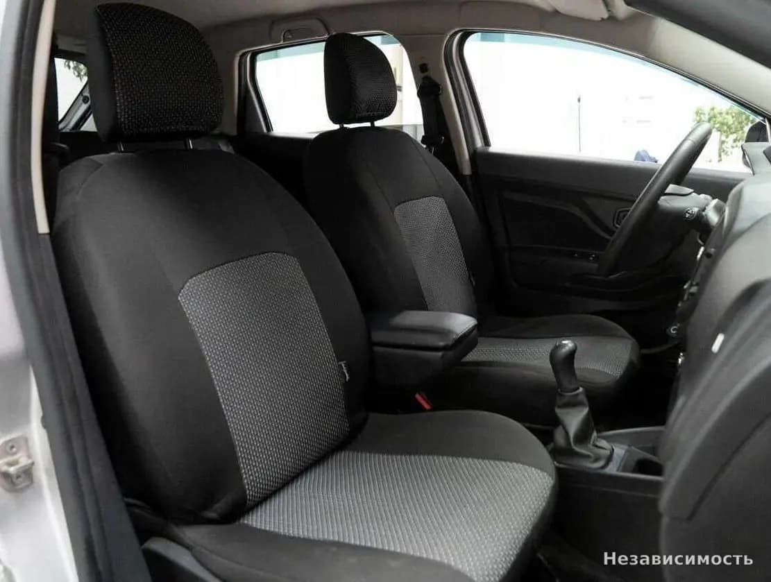 Lada Xray 2017 с пробегом — фото 9