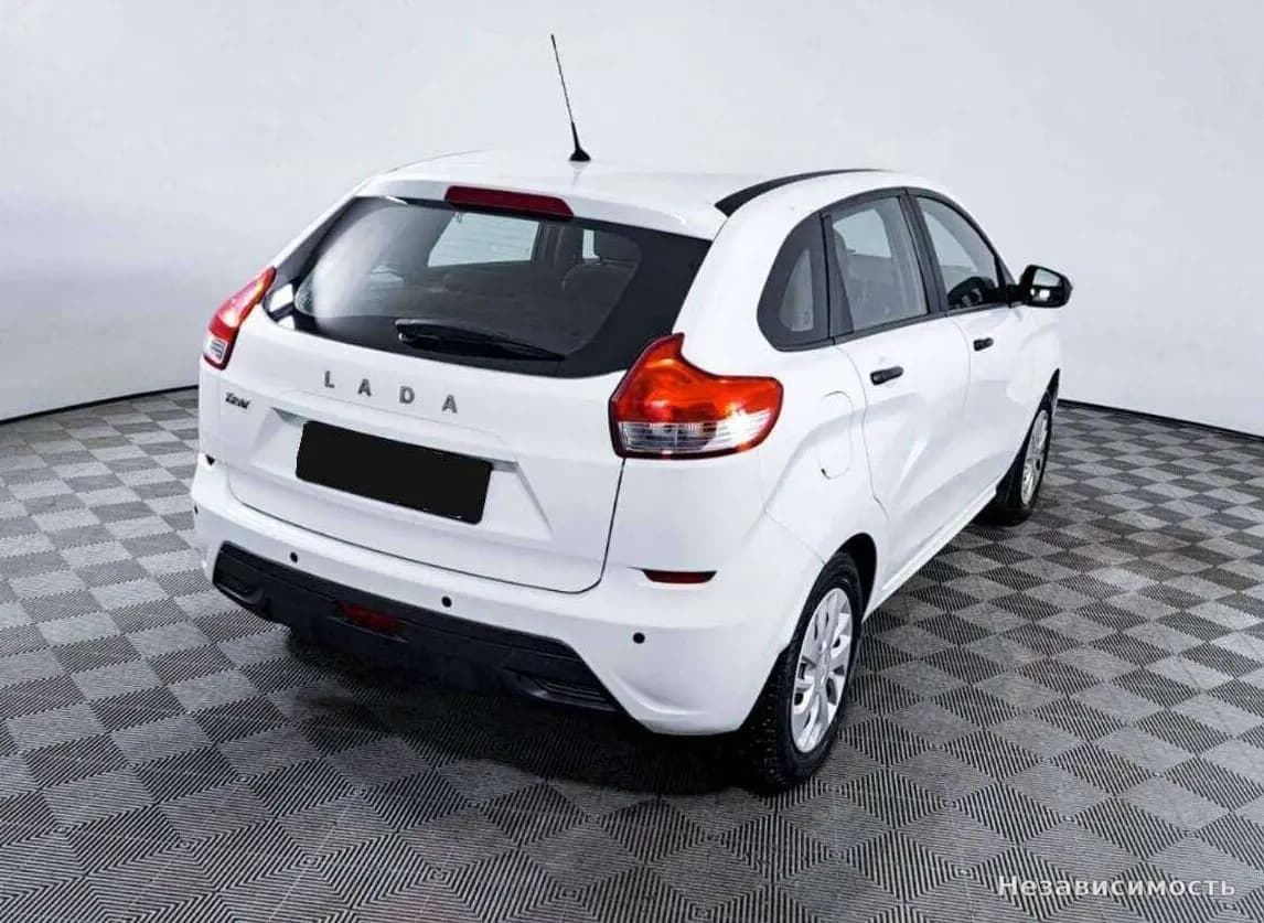 Lada Xray 2018 с пробегом — фото 5