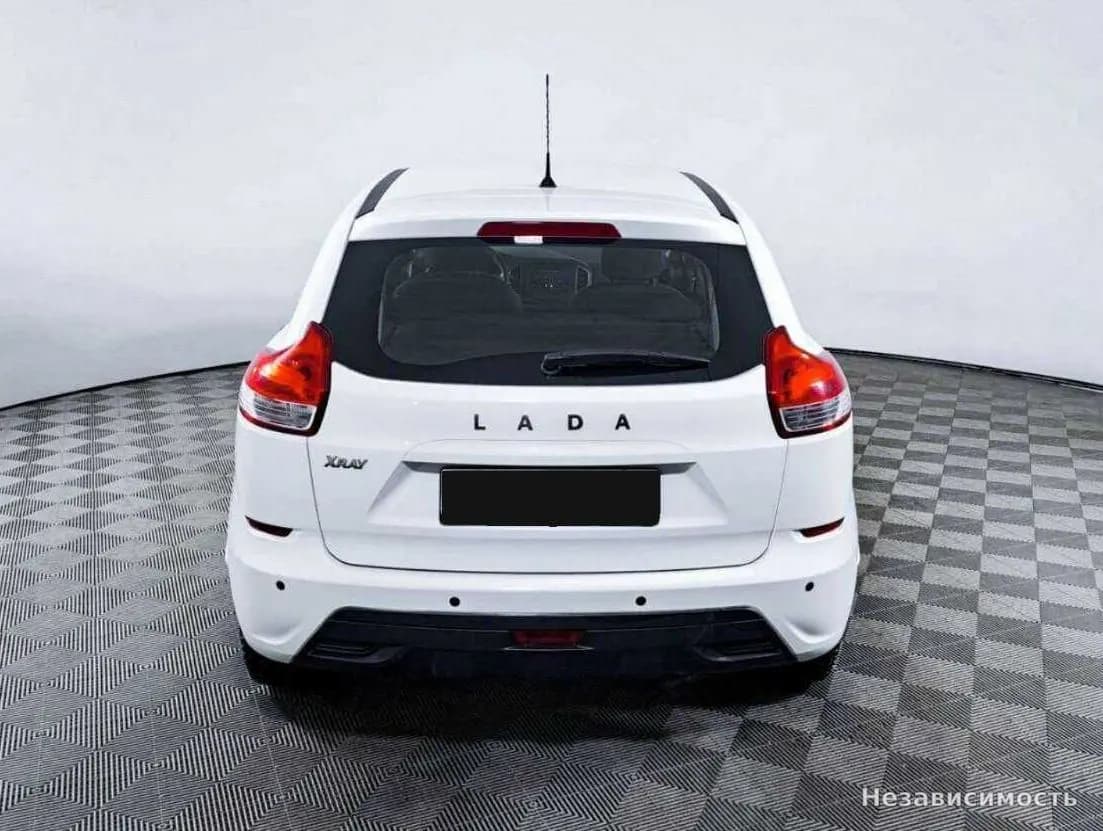 Lada Xray 2018 с пробегом — фото 6