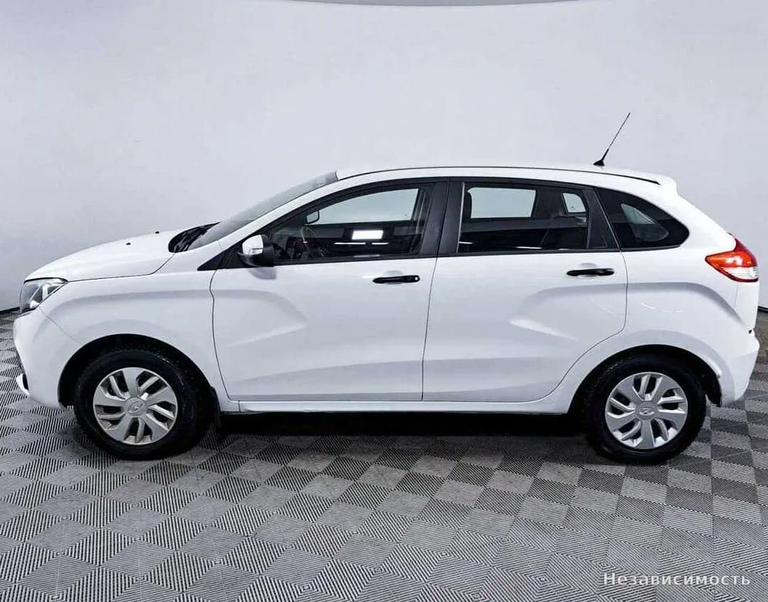 Lada Xray 2018 с пробегом — фото 8