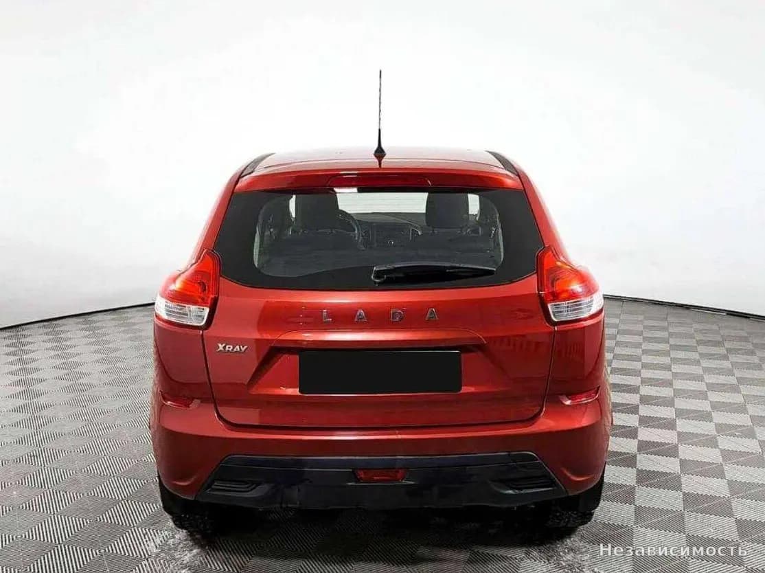 Lada Xray 2016 с пробегом — фото 6