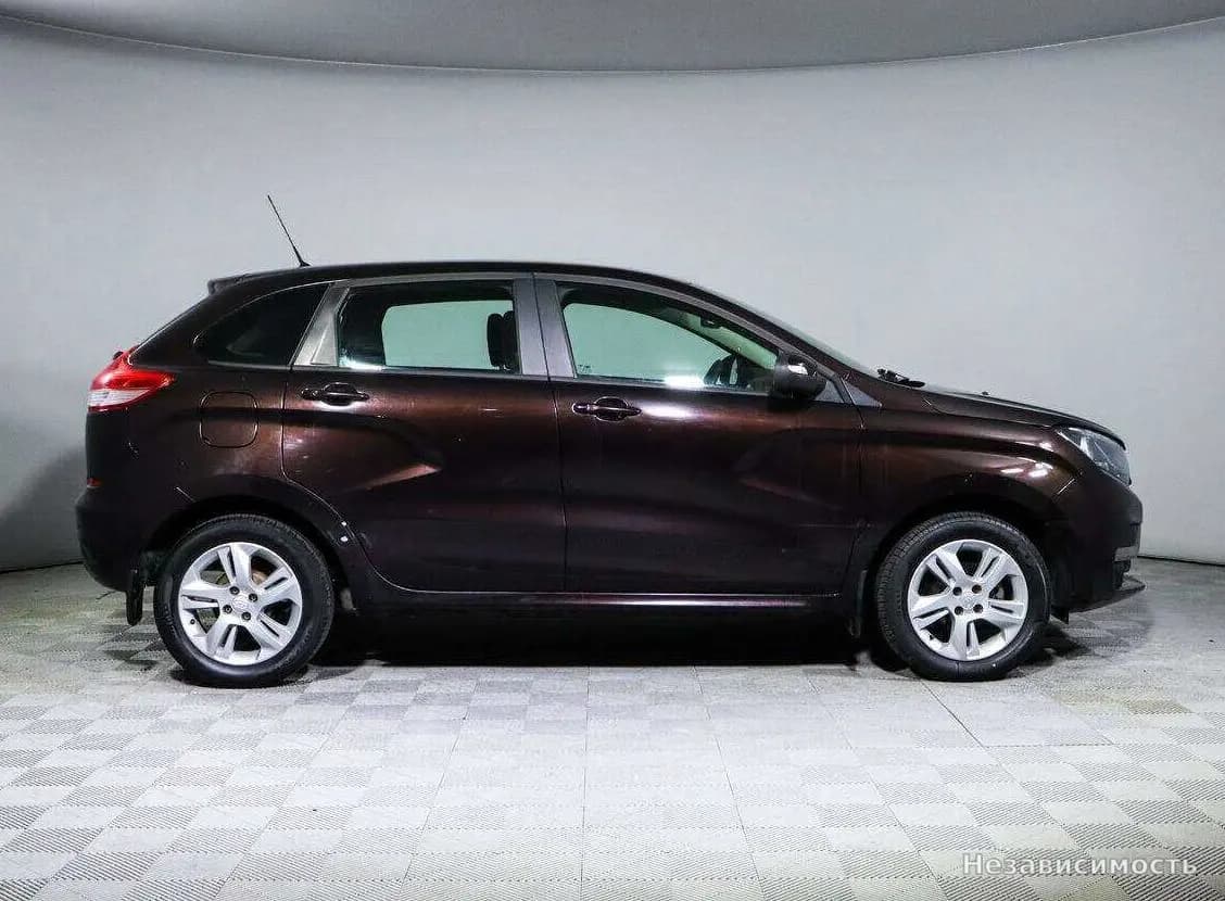 Lada Xray 2017 с пробегом — фото 4