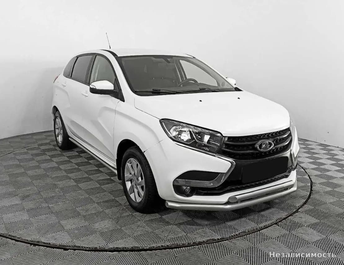 Lada Xray 2017 с пробегом — фото 3