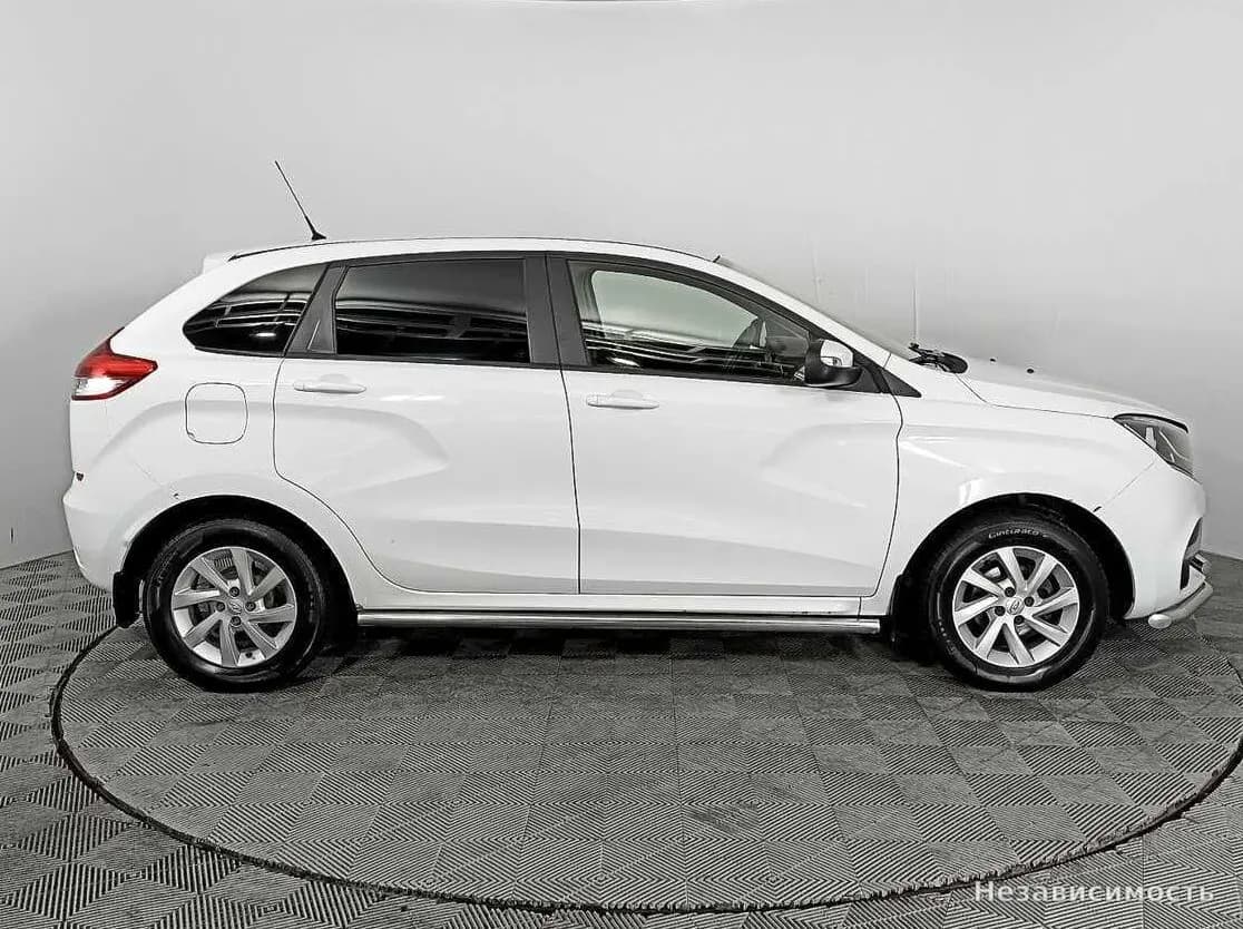 Lada Xray 2017 с пробегом — фото 4