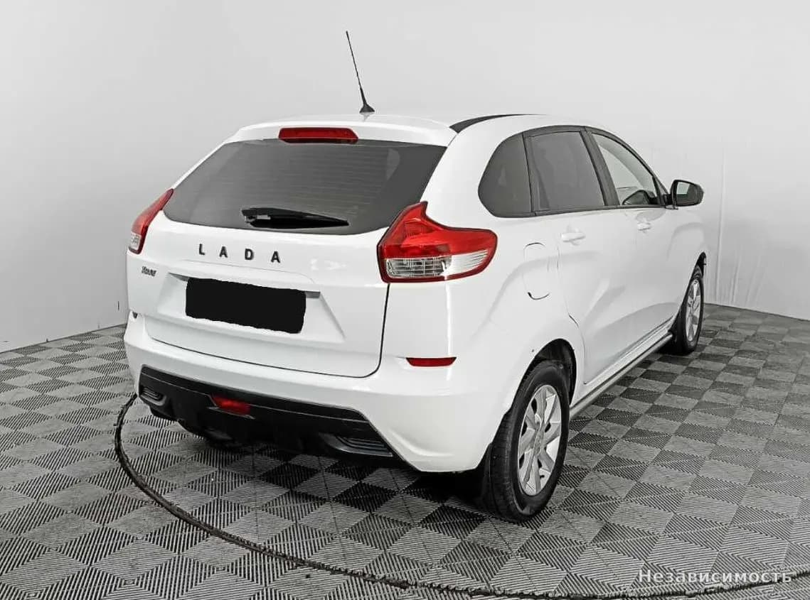 Lada Xray 2017 с пробегом — фото 5