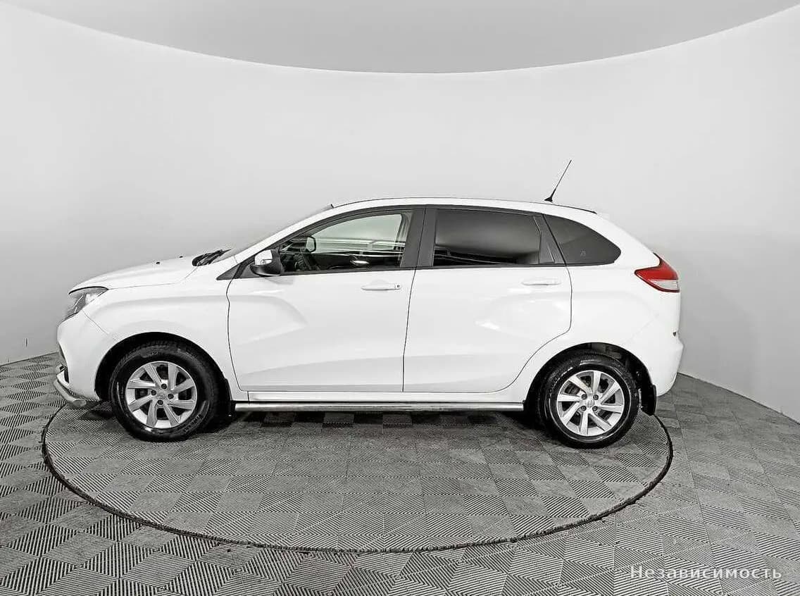 Lada Xray 2017 с пробегом — фото 8