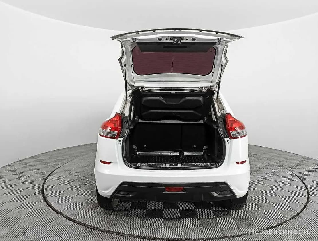 Lada Xray 2017 с пробегом — фото 10