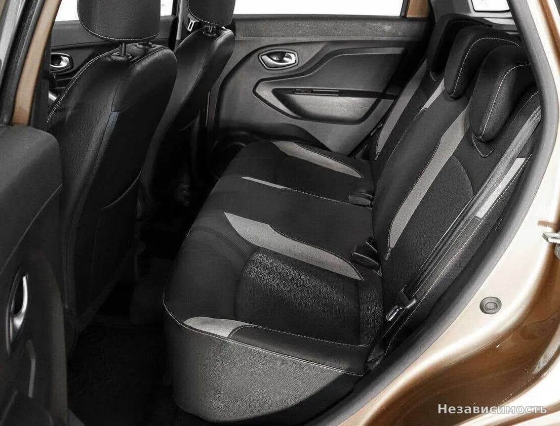 Lada Xray 2018 с пробегом — фото 10
