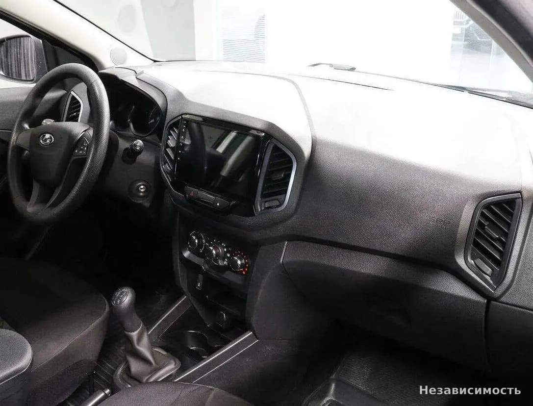 Lada Xray 2017 с пробегом — фото 8