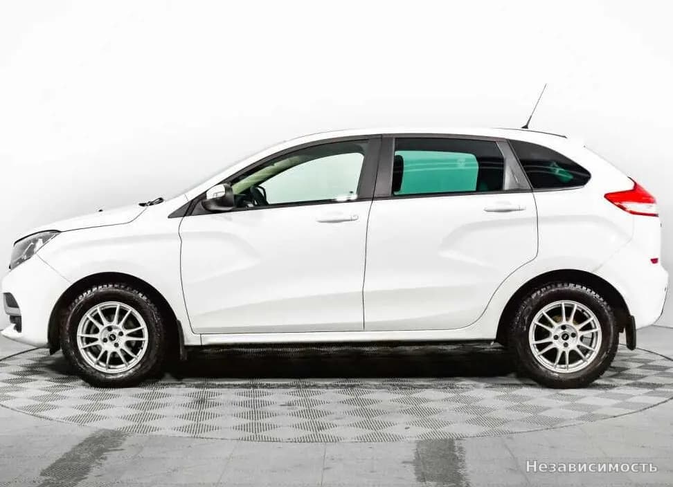 Lada Xray 2016 с пробегом — фото 8