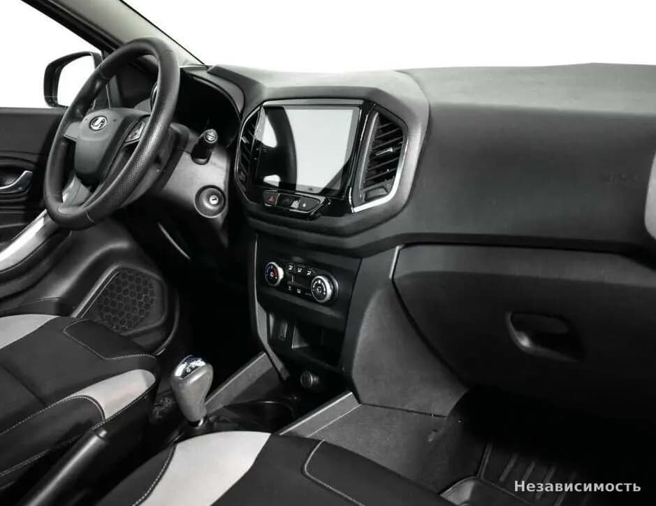 Lada Xray 2016 с пробегом — фото 9