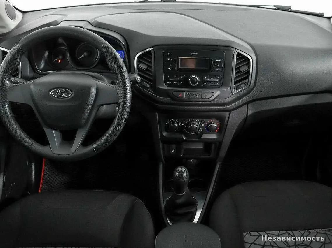 Lada Xray 2018 с пробегом — фото 9