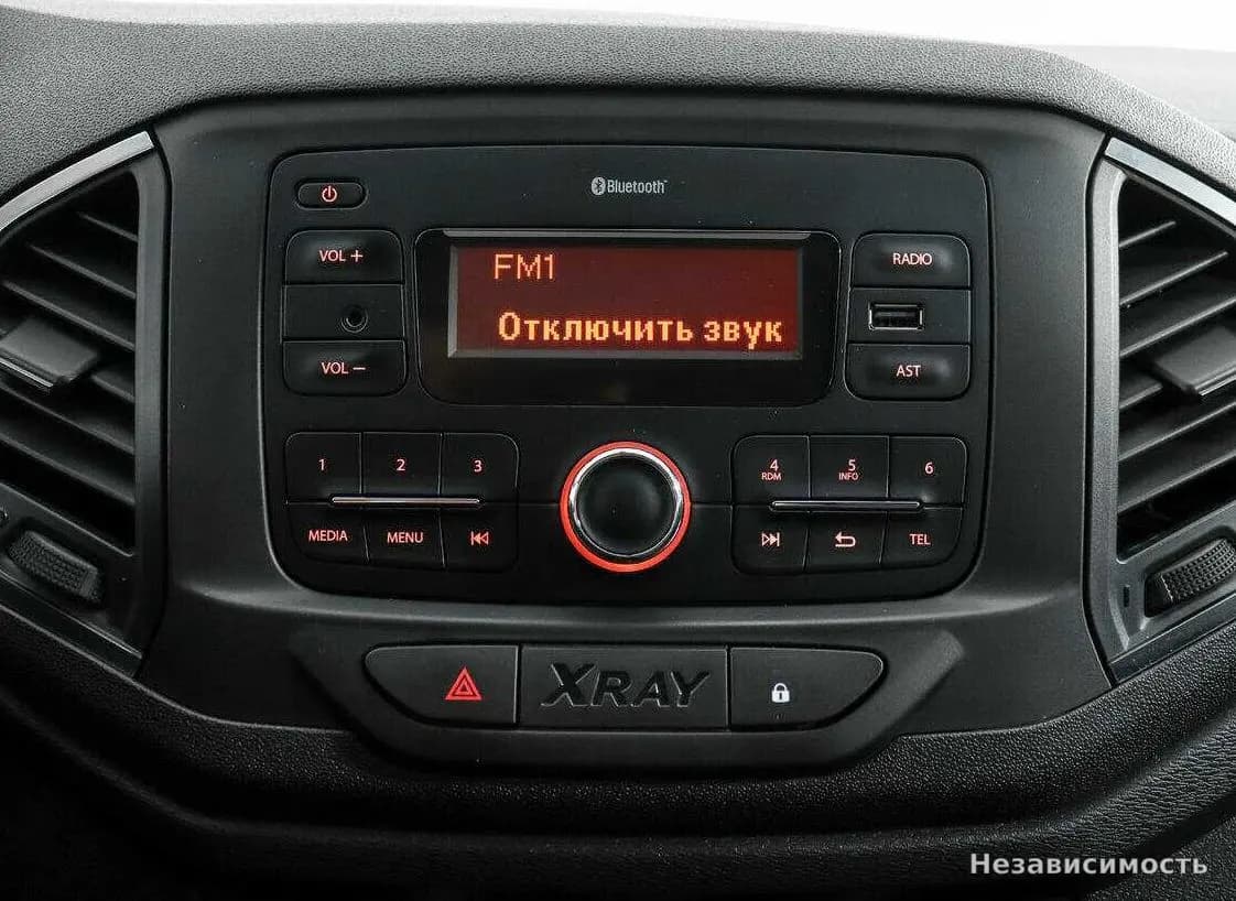 Lada Xray 2018 с пробегом — фото 10