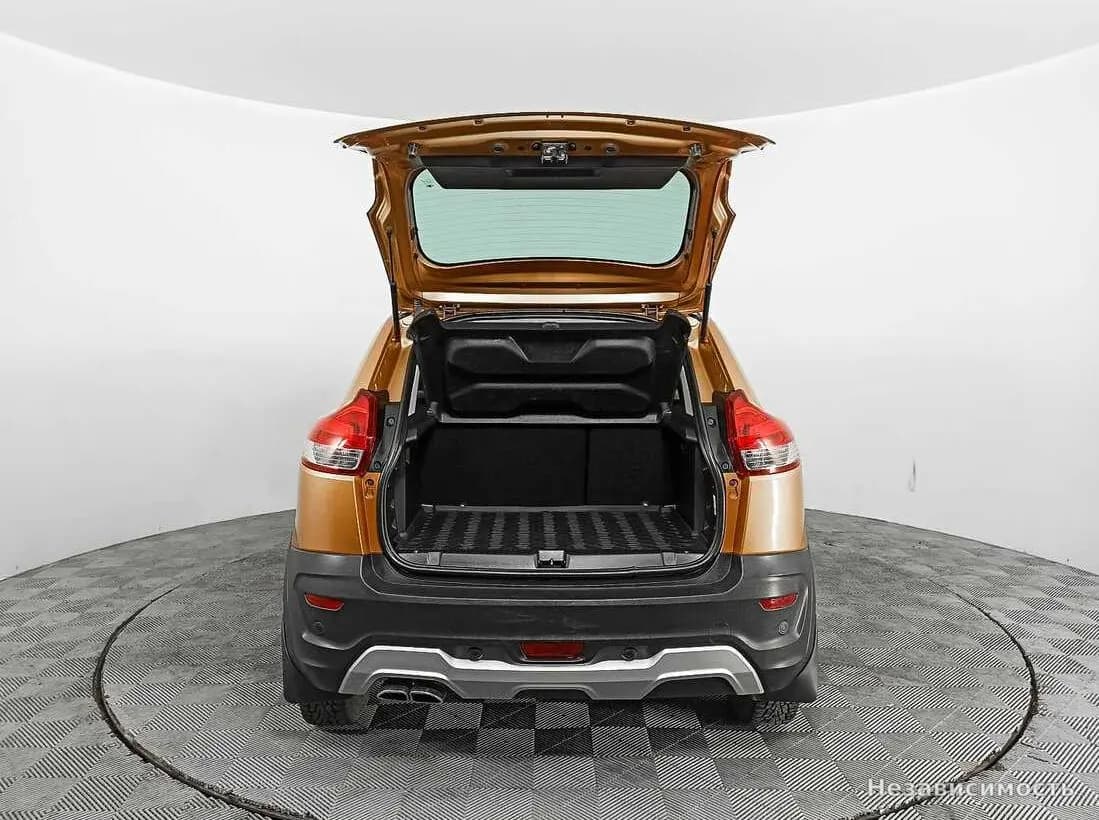 Lada Xray 2019 с пробегом — фото 10