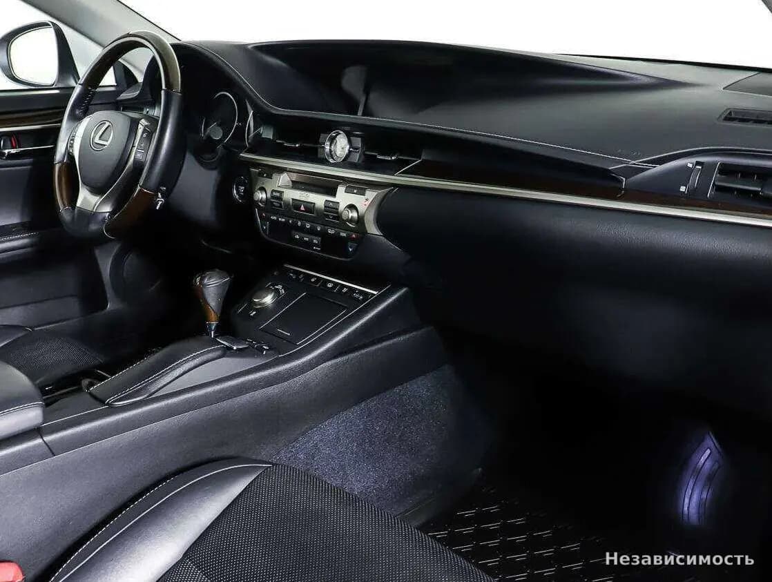 Lexus ES 2013 с пробегом — фото 9