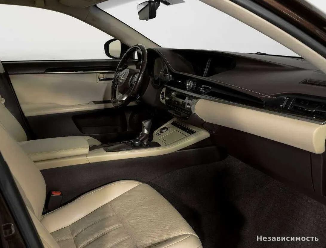 Lexus ES 2015 с пробегом — фото 9
