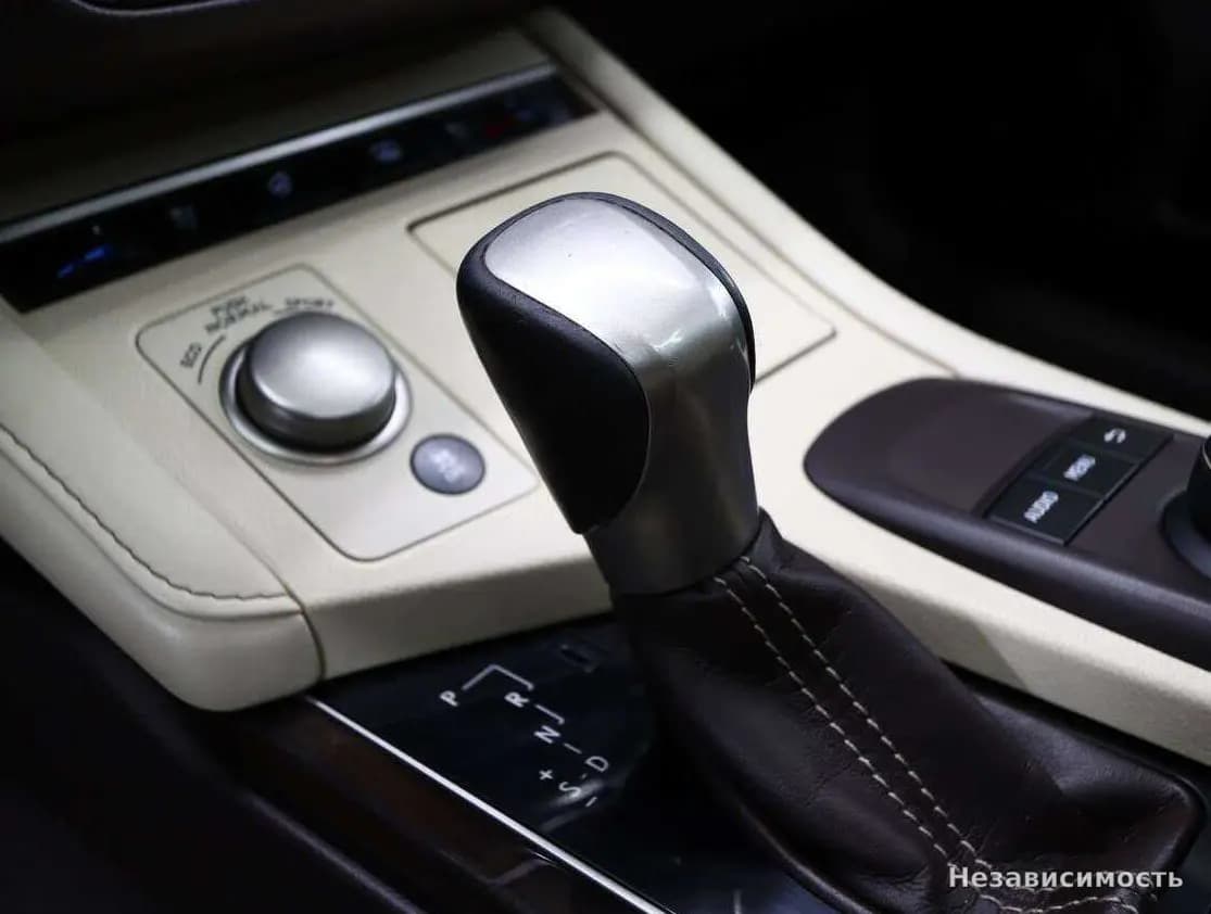 Lexus ES 2016 с пробегом — фото 8